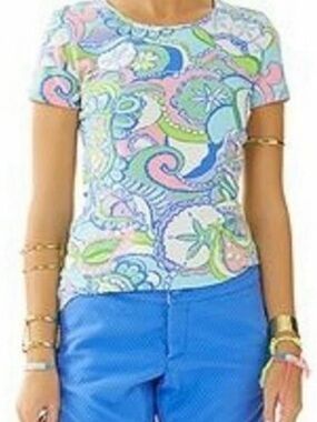 Lilly Pulitzer Karrie Crystal Coast short sleeved T-shirt in size Medium NWOT